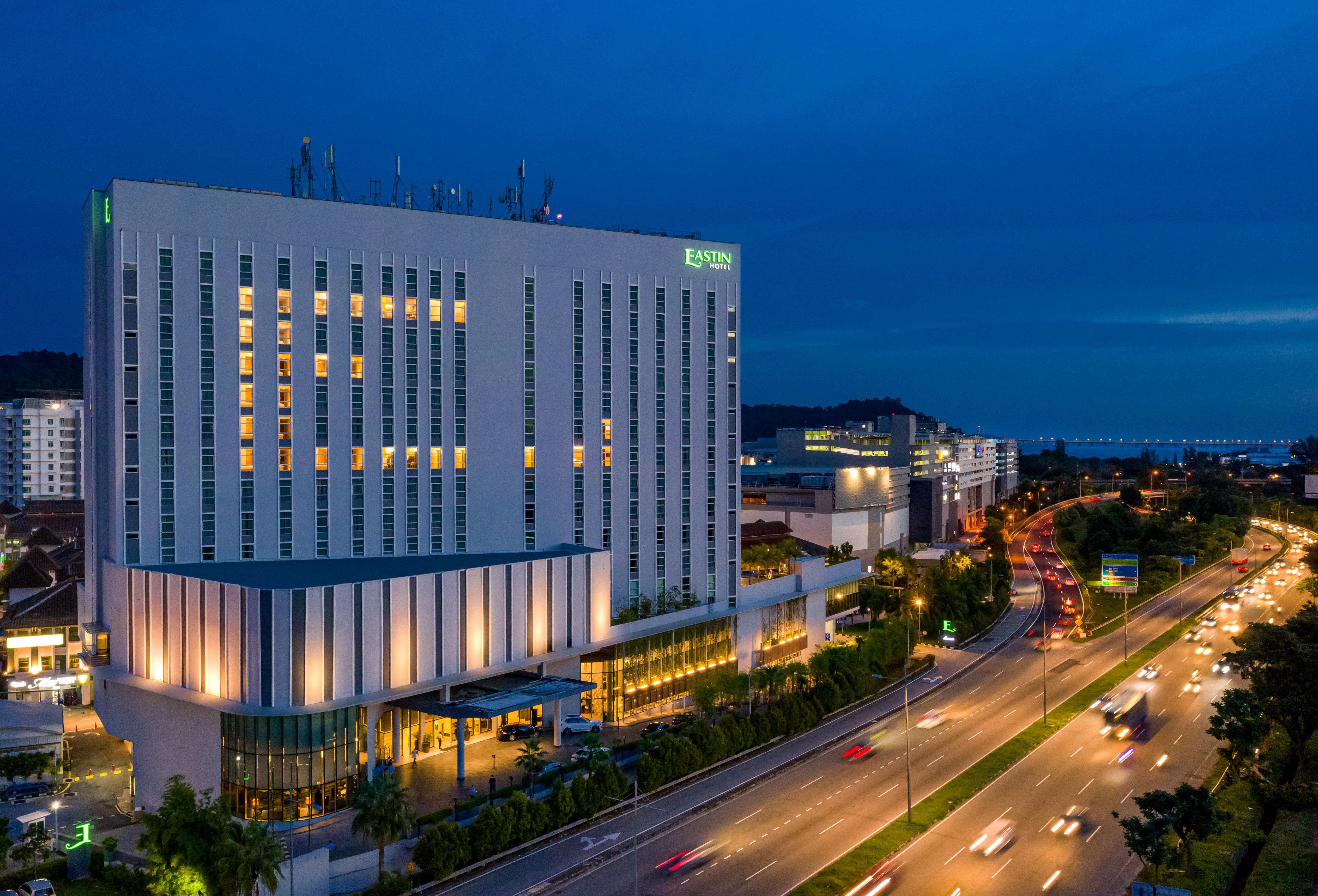 Eastin Hotel Penang Sungai Dua Bukit Bagian luar foto