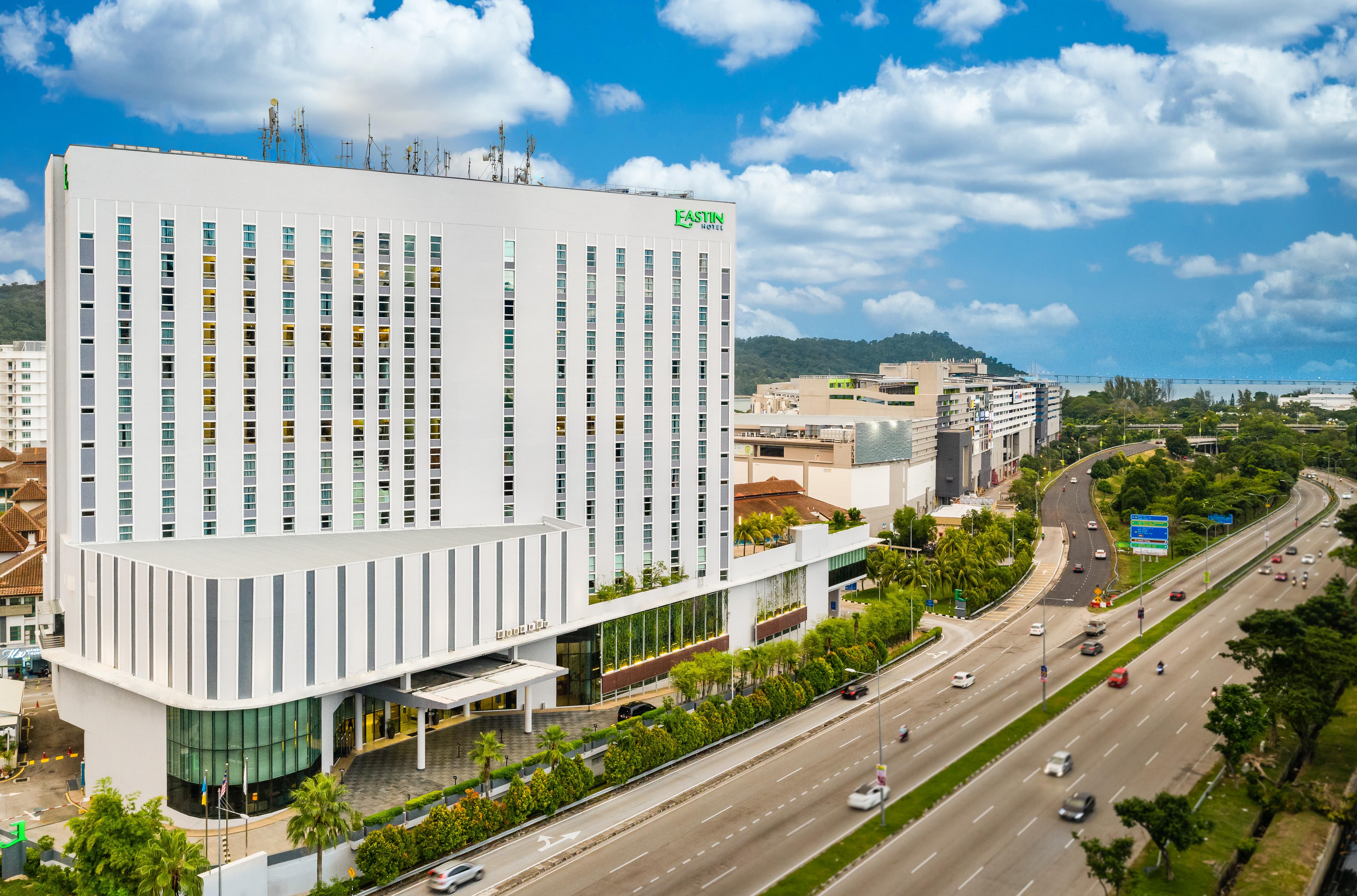 Eastin Hotel Penang Sungai Dua Bukit Bagian luar foto