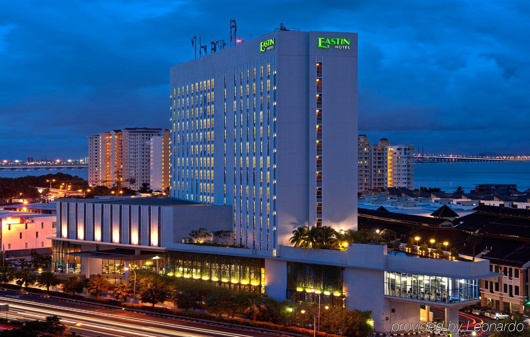 Eastin Hotel Penang Sungai Dua Bukit Bagian luar foto